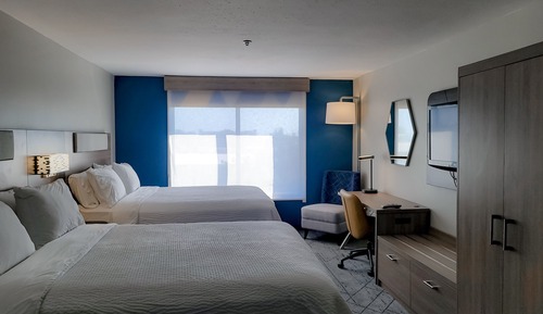 Chambre Standard, 2 grands lits, accessible aux personnes à mobilité réduite