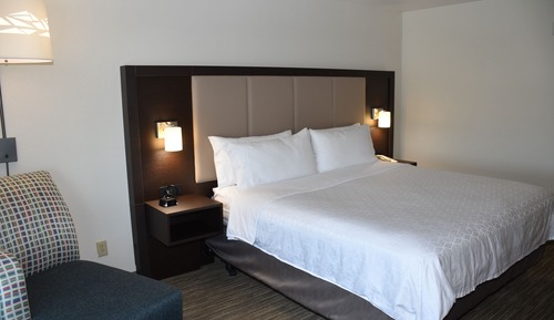 Chambre Standard, 1 très grand lit, accessible aux personnes à mobilité réduite (Accessible Tub)