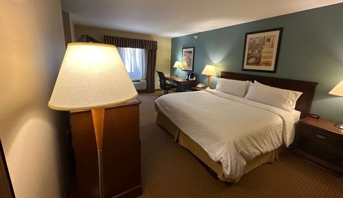 Suite, 1 très grand lit et 1 canapé-lit, non-fumeurs