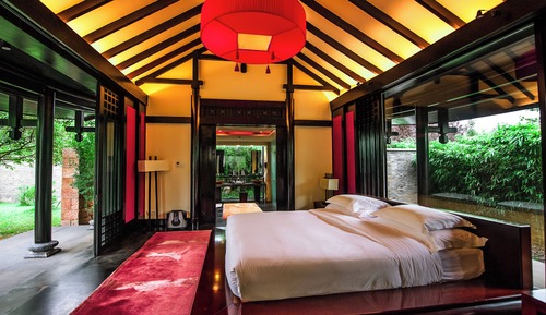 Villa Deluxe, 1 très grand lit, côté jardin