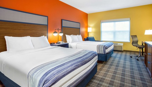 Chambre, plusieurs lits, accessible aux personnes à mobilité réduite, non-fumeurs (Roll-In Shower)