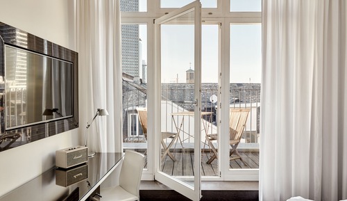Chambre, 1 lit une place, balcon