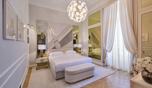 Chambre Deluxe, vue partielle sur la mer