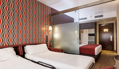 Chambre Quadruple Deluxe