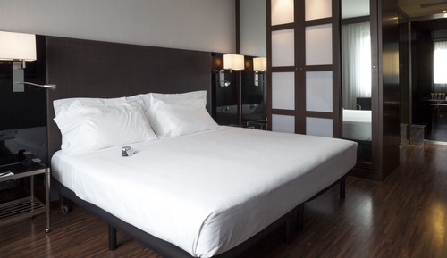 Chambre Standard, 1 très grand lit, non-fumeurs