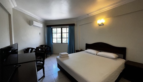 Chambre Double Deluxe, vue partielle sur la mer