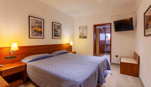 Chambre Standard Double ou avec lits jumeaux