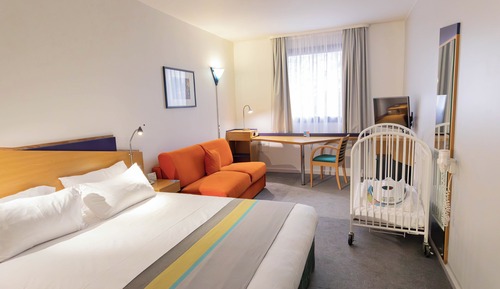 Chambre Standard, 1 grand lit (Mid Floor)