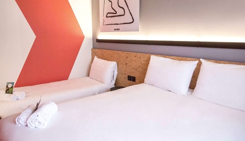 Chambre Standard, 2 lits une place
