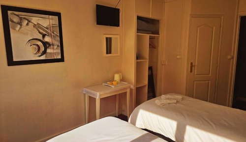 Chambre avec lits jumeaux, 2 lits une place