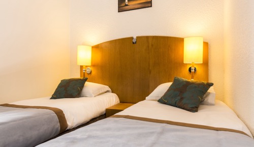 Chambre avec lits jumeaux