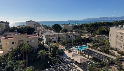 Chambre avec lits jumeaux, balcon, vue mer