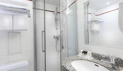 Deux Chambres Adjacentes