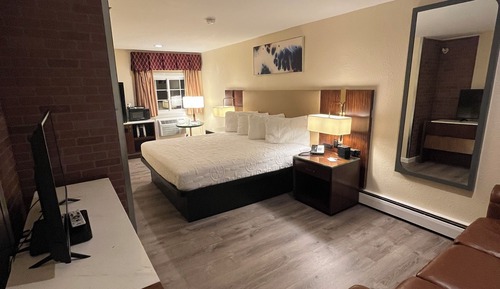Chambre, 1 très grand lit