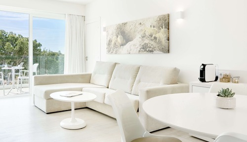 Chambre Familiale, balcon, vue piscine (2 Adults & 2 Children)