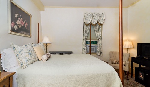 Chambre (The English Rose, 3rd floor)