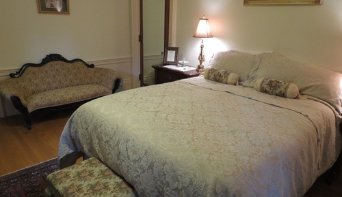 Chambre (The Marguerite, 2nd floor)