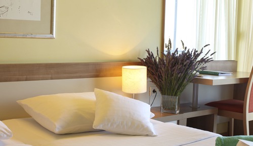 Chambre Standard avec lits jumeaux, balcon, vue mer (Plus)
