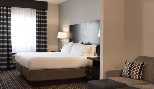 Chambre Standard, 1 très grand lit, accessible aux personnes à mobilité réduite (Hearing Accessible)