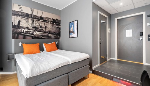 Chambre Économique, 1 lit double, non-fumeurs (first night parking included)