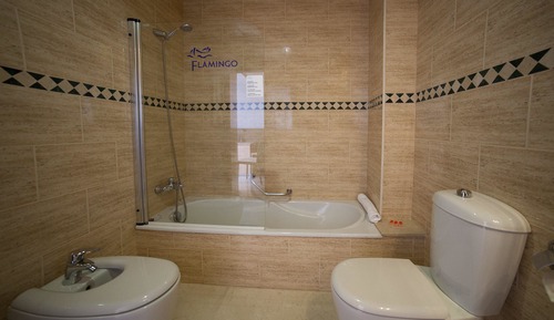 Chambre Triple (2 adultos + 2 niños)