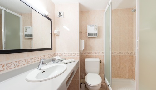 Chambre Triple Confort, 1 grand lit et 1 canapé-lit, vue mer