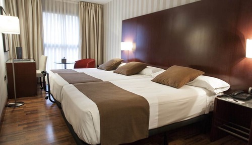 Chambre Double avec Lit d' Appoint