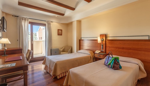 Chambre avec lits jumeaux (2 Adults)