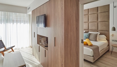 Suite Junior (2 adults + 1 child)