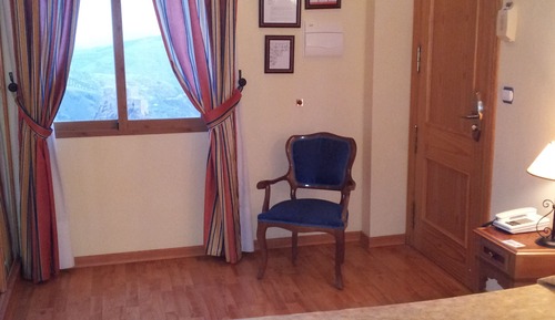 Chambre Double, 1 lit double