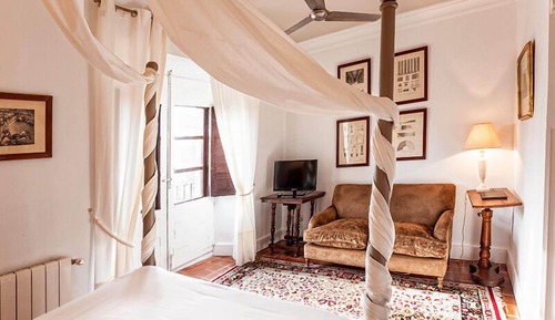 Chambre Double (Banderas)