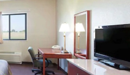 Chambre, 1 très grand lit, non-fumeurs (Mobility, Bathtub w/ Grab Bars)