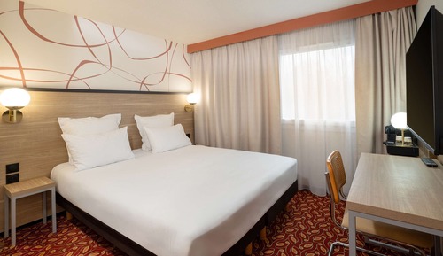 Chambre Exécutive, 1 grand lit, non-fumeurs (with Single Sofabed)