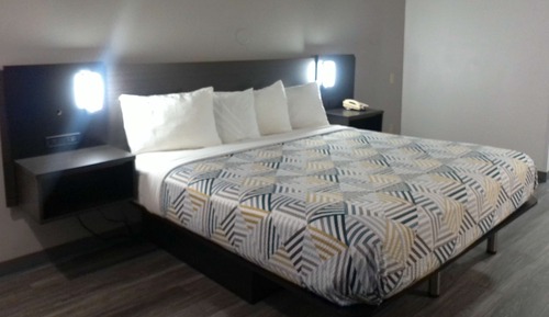 Chambre Standard, 1 très grand lit, non-fumeurs