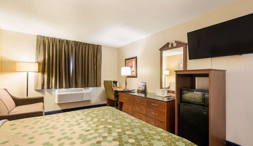 Chambre Standard, 1 très grand lit et 1 canapé-lit, non-fumeurs