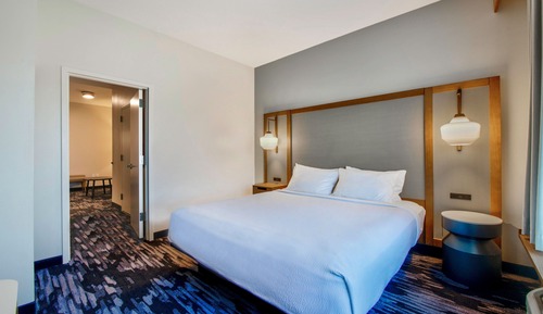 Suite, 1 très grand lit et 1 canapé-lit, non-fumeurs