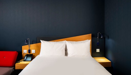Chambre Standard (with Free Hot Breakfast)