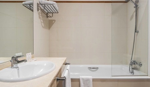 Chambre Double Deluxe (Comunicada)