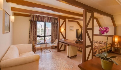 Suite Exclusive