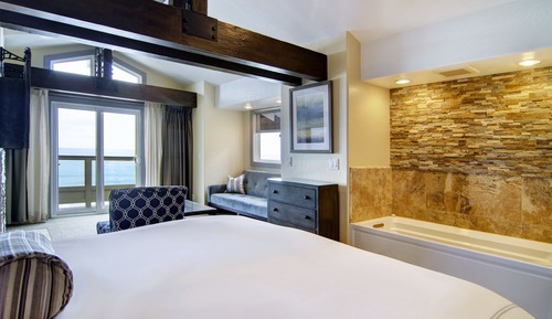Suite Premium, 1 très grand lit, vue océan (Mavericks Suite)