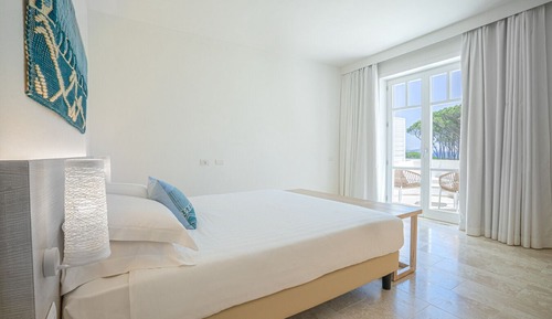 Chambre Deluxe, 1 lit double, balcon, vue mer