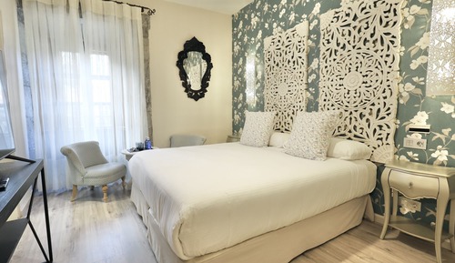 Chambre Double, salle de bains privée