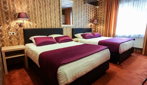 Chambre Quadruple, 2 lits doubles