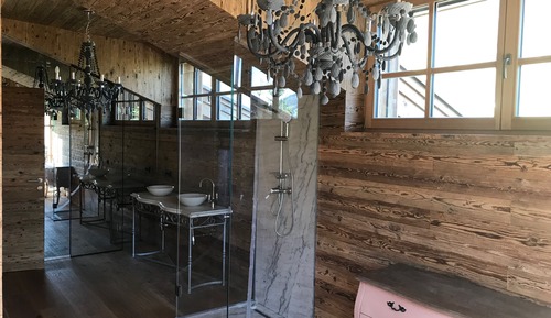 Penthouse Deluxe, 5 chambres, accès piscine, vue montagne