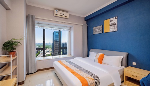 Standard King Room City View