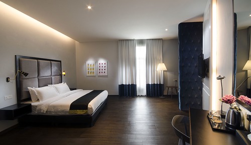 Chambre Deluxe (King, with Louge)
