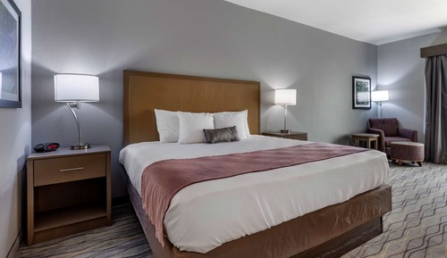 Chambre Standard, 1 très grand lit, accessible aux personnes à mobilité réduite, non-fumeurs