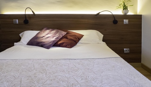 Chambre Double, salle de bains attenante