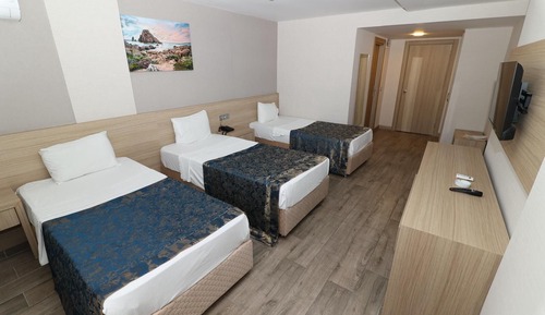 Chambre Triple Standard, 3 lits une place