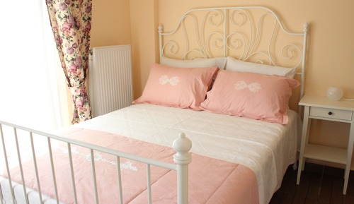 Chambre Double Exclusive, 1 lit double, accessible aux personnes à mobilité réduite, vue jardin